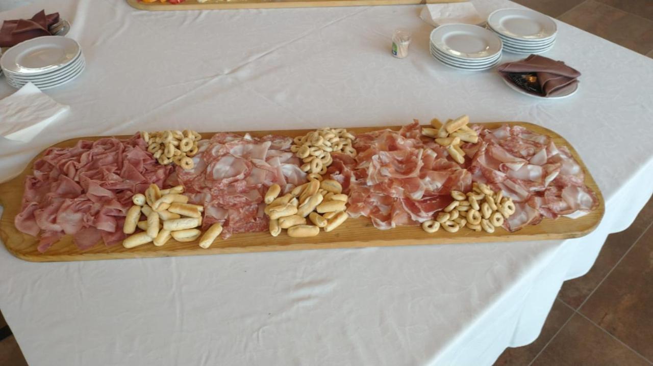 Agriturismo Le Valli Liedolo Bagian luar foto